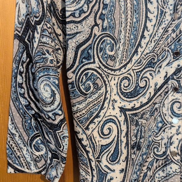 White House Black Market Paisley Cardigan - Picture 5 of 12